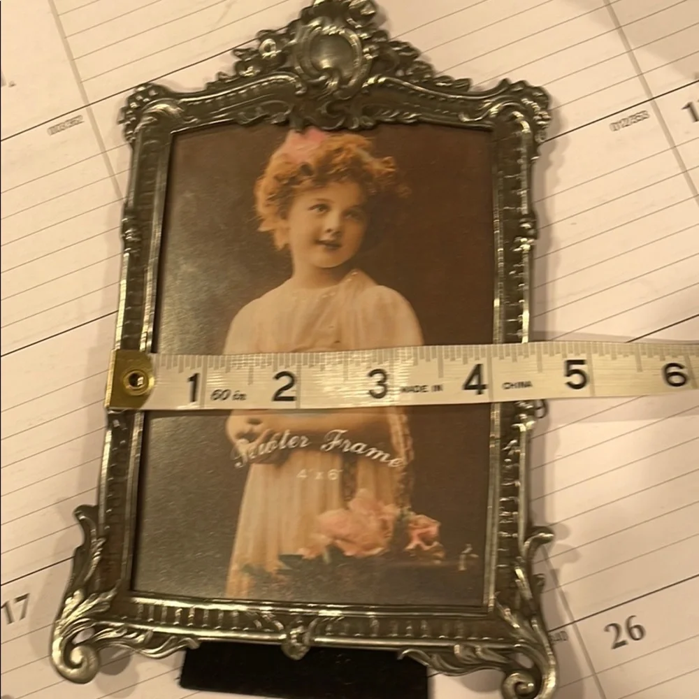 PICTURE FRAME FINE PEWTER SILVER TONE 4.5 X 7 in.